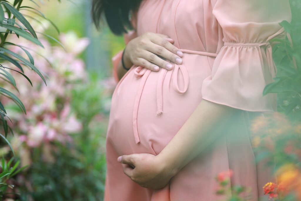 全身脱毛は妊娠中でもできるの？
