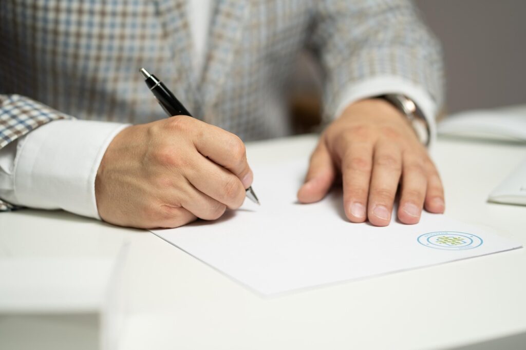 顔脱毛契約前に確認すべきチェックポイントは？